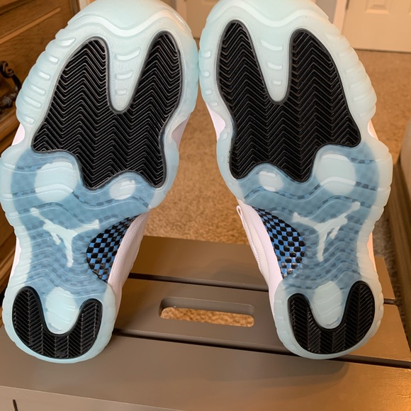 Jordan 11 Retro Low Legend Blue - Picture 7 of 8